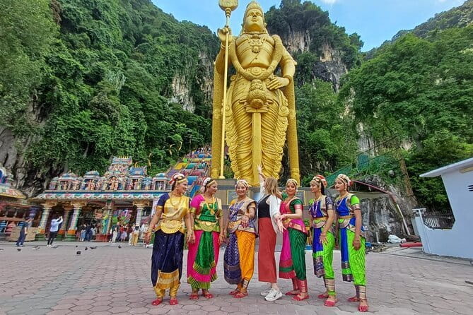 2 Days Private Vehicle With Driver -Explore Malaysia By Your Own Plans - Chinatown and the Sultan Abdul Samad Building