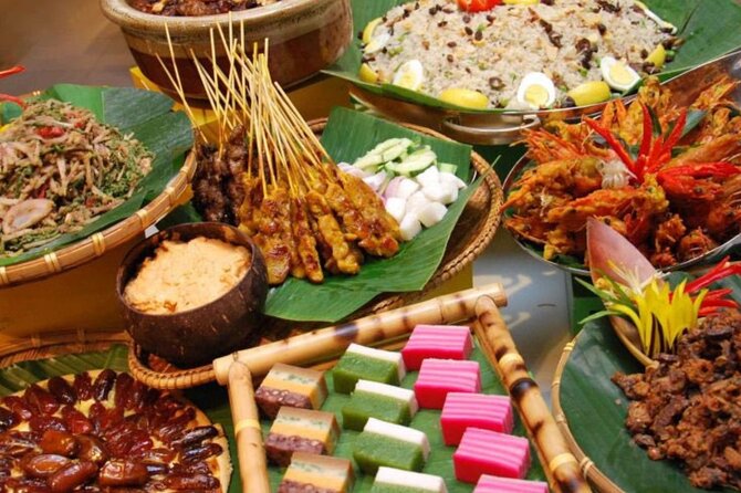 3-Hour Private Street Food Walking Tour in Kuala Lumpur - Chinatown, local dishes, and the first serious tasting