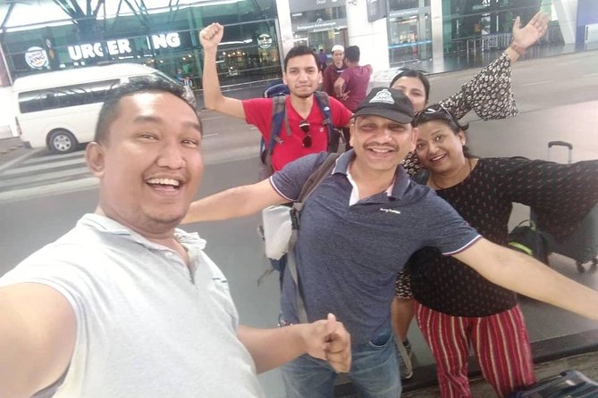 Airport Pickup / Drop off KLIA & KLIA 2 - What your airport transfer actually looks like