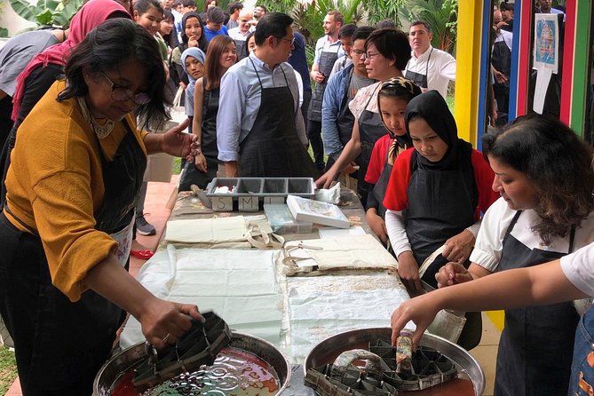 Batik Bag Painting Workshop by myBatik - What Happens During the 90-Minute Workshop