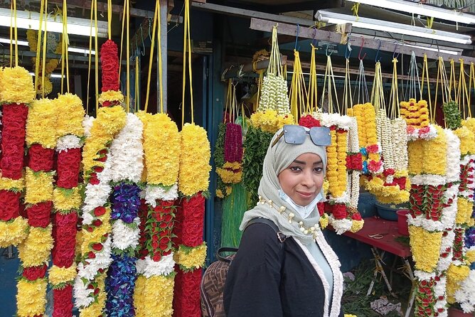 Batu Caves & Countryside Tour - Batu Caves and the climb to Lord Murugan