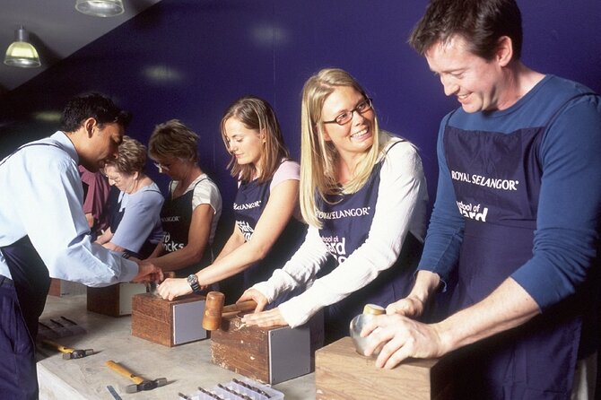Batu Caves & Genting Highlands Highlights with Cultural Crafts - Who will enjoy this day most?