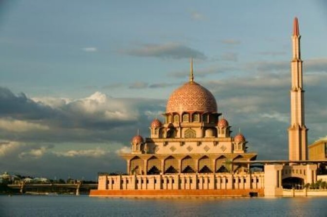 Batu Caves & Putrajaya City Tour - Batu Caves gives the tour its strongest moment