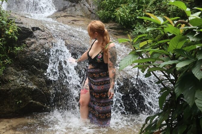 Batu Caves, Waterfalls, Hotspring, Batik & Pewter Tour with Lunch - What this six-hour Kuala Lumpur tour really offers