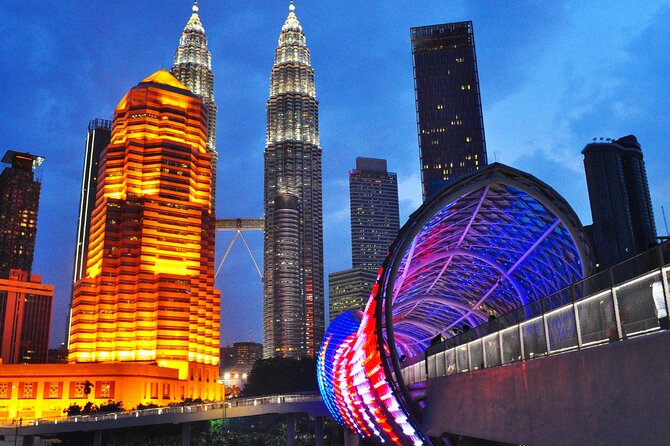 Best of KL at Night – Iconic Sights, Local Life & City Lights - Chinatown in 30 minutes: food, stalls, and street noise