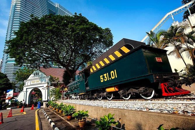 Best of Kuala Lumpur City Tour Including National Museum and National Monument - Kuala Lumpur Craft Complex: useful, but clearly commercial