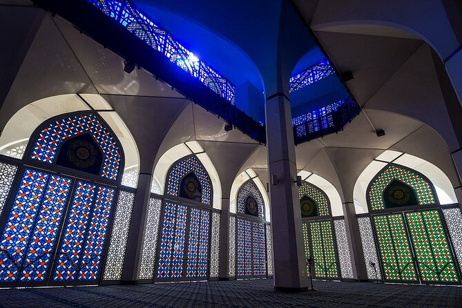 Blue Mosque And Batu Caves Private Tour from Kuala Lumpur - What the Private Car Adds