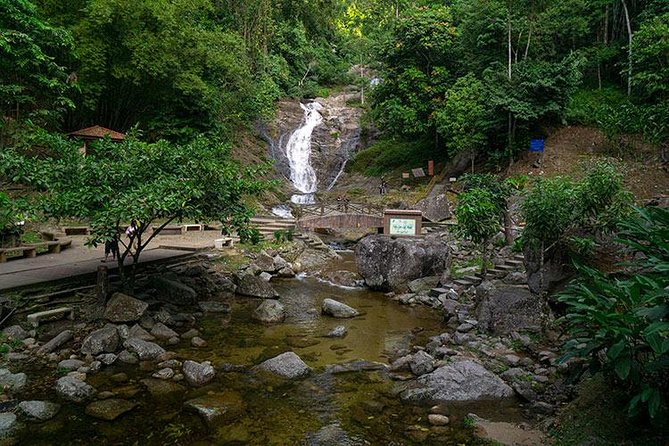 Cameron Highlands One Day Trip from Kuala Lumpur Privately Organised - Lata Iskandar waterfall and roadside fruit