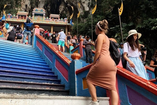 Countryside Tour Waterfall, Hot Springs & Batu Caves With Lunch - Lunch with a local flavor