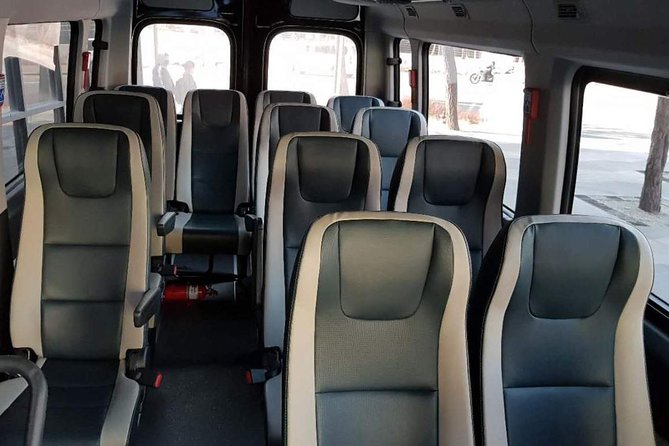 Departure Transfer : Kuala Lumpur City to Kuala Lumpur International Airport - Meeting your driver at the hotel lobby