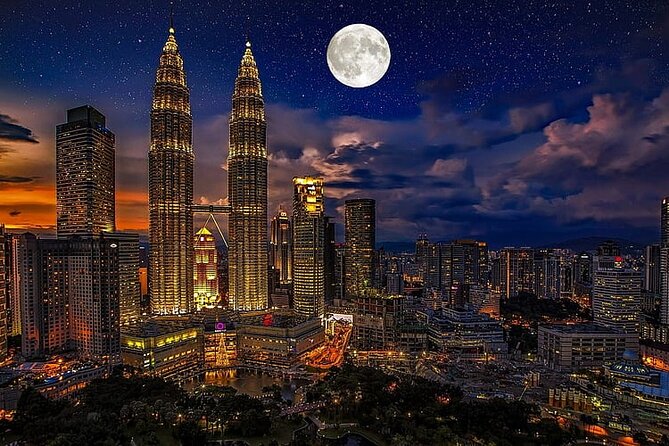 Discover The Best of Kuala Lumpur by Night - A smart first evening in Kuala Lumpur