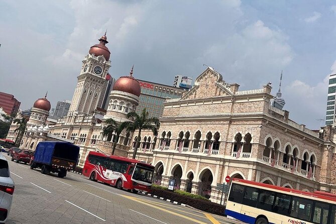 Exclusive Half Day Batu Caves and Private City Tour Kuala Lumpur - Why the private format matters