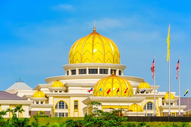 Exclusive Half Day Batu Caves and Private City Tour Kuala Lumpur - Guides can make the temple stops much better