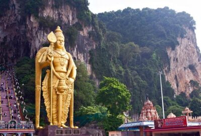 Explore Cameron Highlands: Full-Day Tour with Scenic Batu Caves