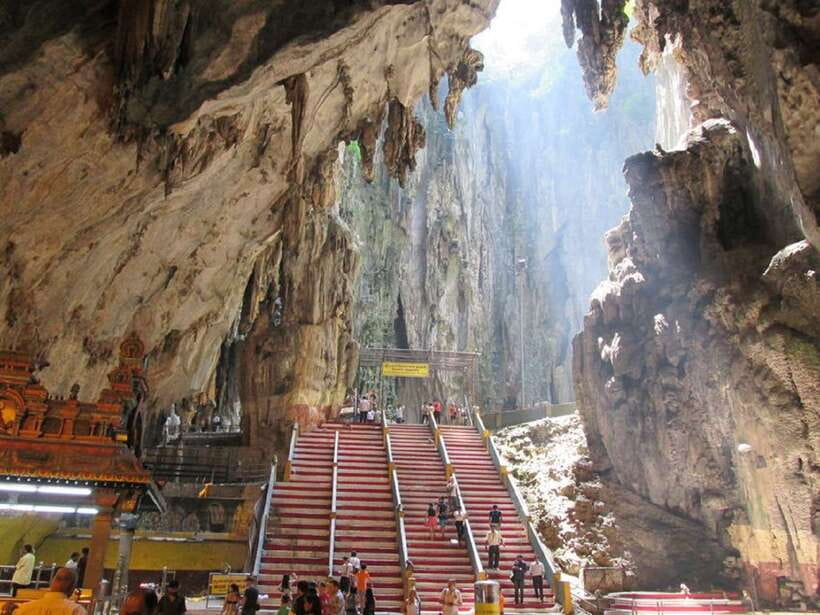 From Kuala Lumpur: Batu Caves Cultural Temple Tour - Central Market adds a useful final stop
