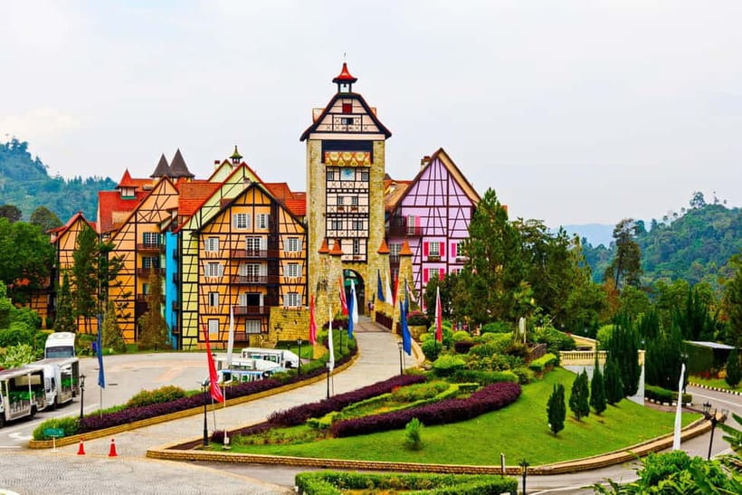 From Kuala Lumpur: Bukit Tinggi Private Day Trip - A private van makes the day easier