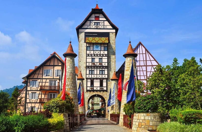 From Kuala Lumpur: Bukit Tinggi Private Day Trip - The Japanese Village is the best way to extend the visit