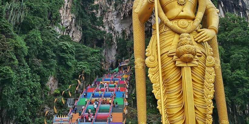 From Kuala Lumpur: Colmar Tropicale and Batu Caves Day Trip - What the $44 price really covers