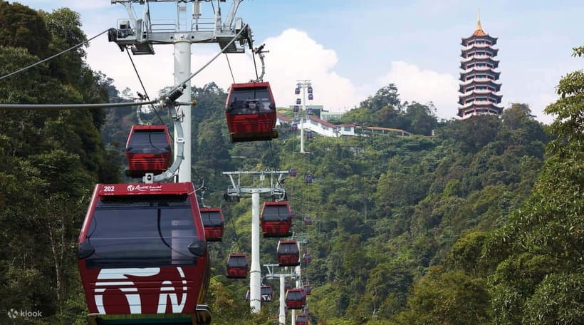 From Kuala Lumpur: Genting Highlands Day Tour & Gondola Ride - Batu Caves: one hour among limestone and shrines