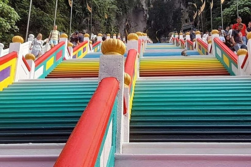 From Kuala Lumpur: Kuala Gandah & Batu Caves Day Trip - Who should book this experience?