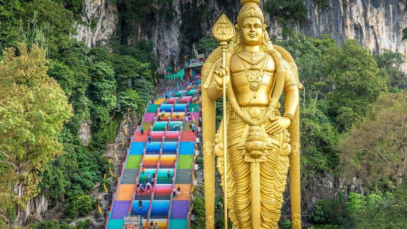 From Kuala Lumpur: Private Batu Caves Cultural Tour - Why Batu Caves is worth the short trip from Kuala Lumpur