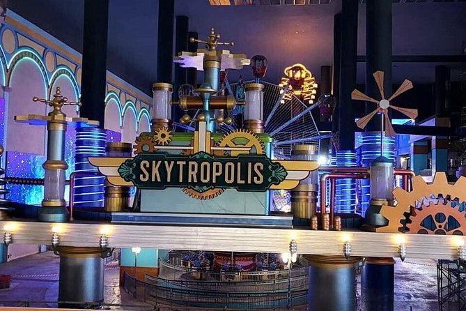 Full-Day Genting Highlands Tour with Batu Caves & Awana SkyWay - Awana SkyWay above the rainforest
