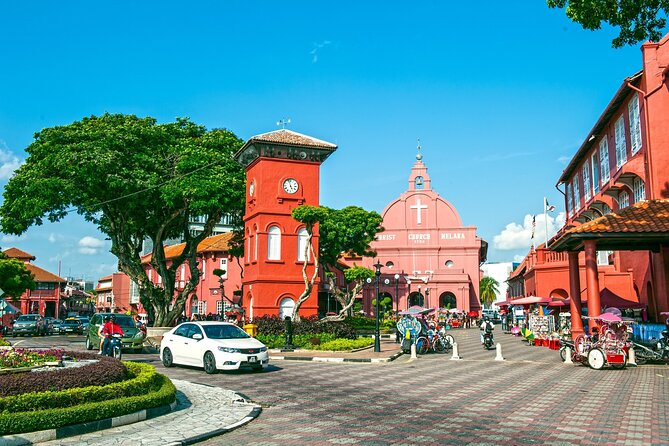 Full day in Malacca Historical Private Tour in Kuala Lumpur - The two-hour road to Malacca