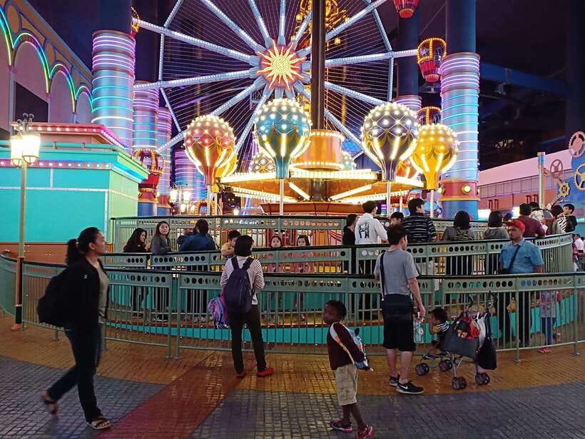Genting Highland: Private Day Trip from Kuala Lumpur - Shopping, meals, and theme parks all cost extra