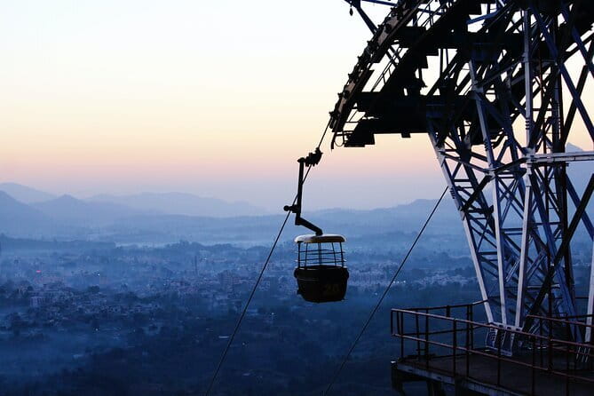 Genting Highlands & Batu Caves Include Cable Car Tickets - A short commercial stop at Geneve Timepiece