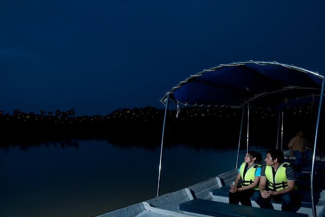 Group Tour: Kuala Selangor Firefly Blinking's including Dinner - Bukit Melawati and Fort Altingsburg