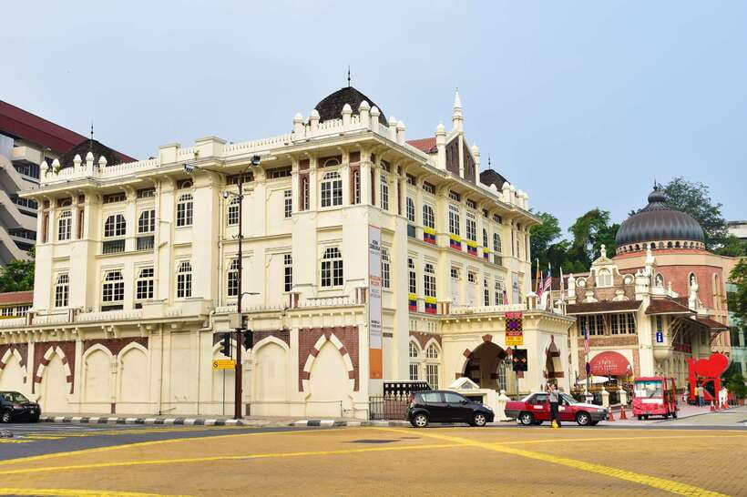 Half-Day Kuala Lumpur Exploration Tour - Royal Palace and the National Monument