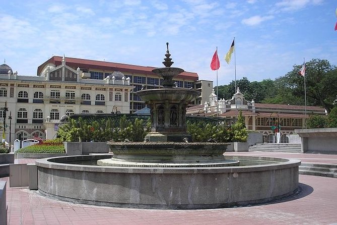 Half-Day Private Kuala Lumpur City Tour - A fast first look at Kuala Lumpur by private car