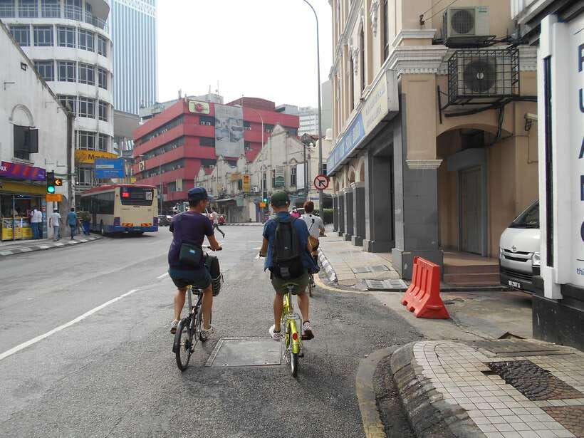 Hidden Kuala Lumpur: 4-Hour Bike Tour - The narrow lanes of secret Kuala Lumpur
