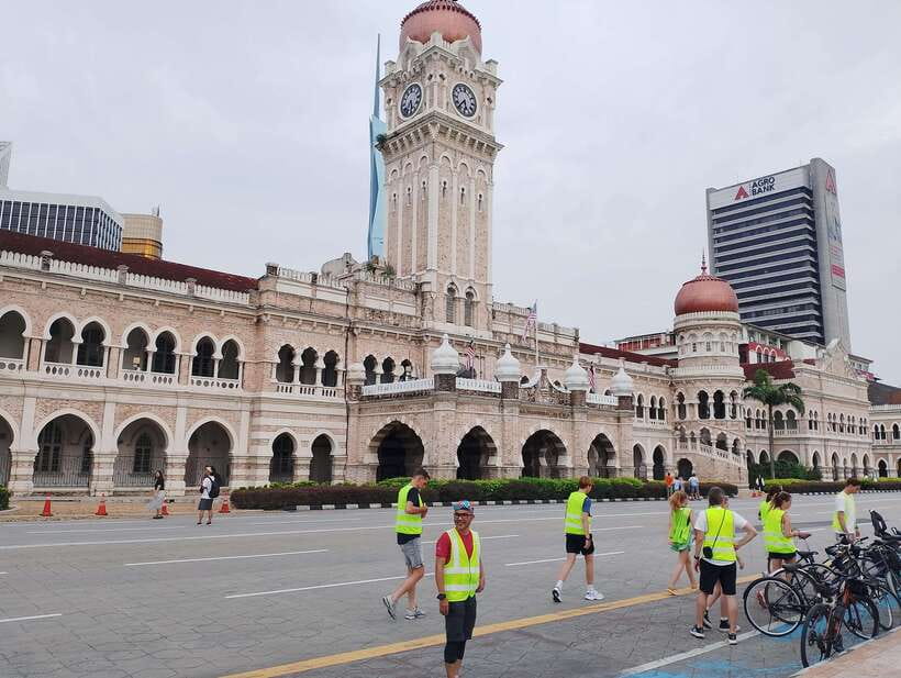 Hidden Kuala Lumpur: 4-Hour Bike Tour - Fitness, weather, and who should choose this ride