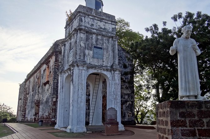 Historical Malacca Day Tour with Lunch from Kuala Lumpur - Red Square and the Stadthuys