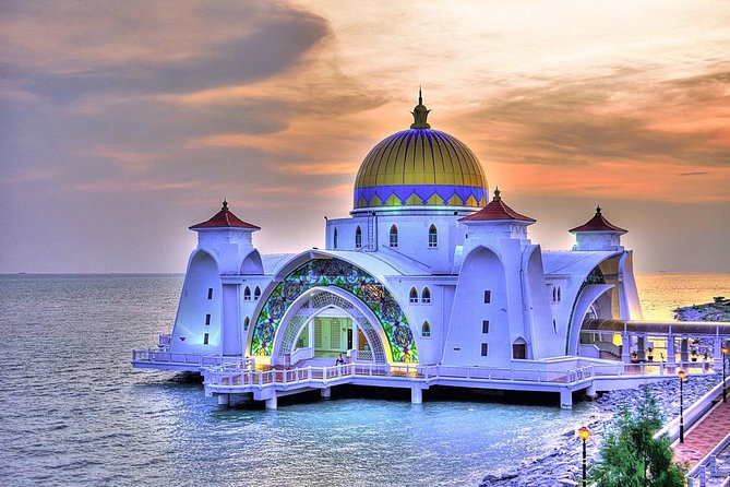 Historical Malacca Tour from Kuala Lumpur - Lunch and the taste of Peranakan culture