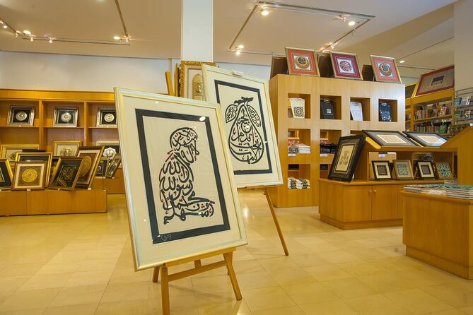 Islamic Arts Museum Admission with Kuala Lumpur Famous Landmarks - Tugu Negara and the story behind the National Monument