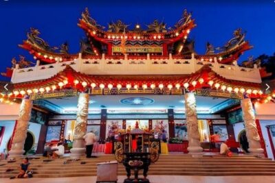 KL in a Day: 10-Hour Adventure Through the Heart of the City