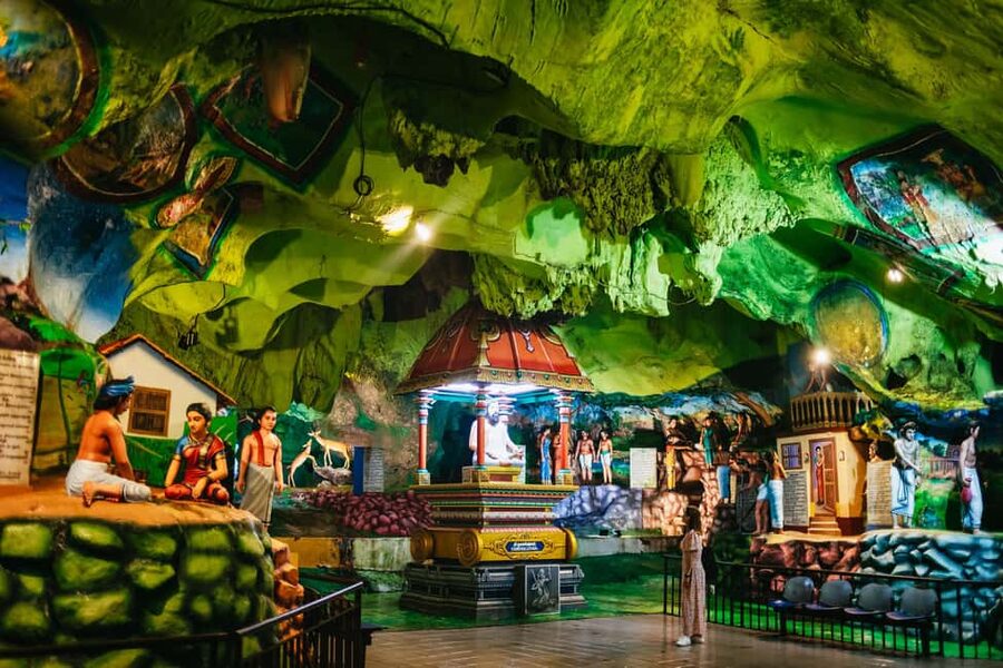 Kuala Lumpur: Batu Caves Half-Day Tour with Pick-Up Option - Who should book this Batu Caves tour