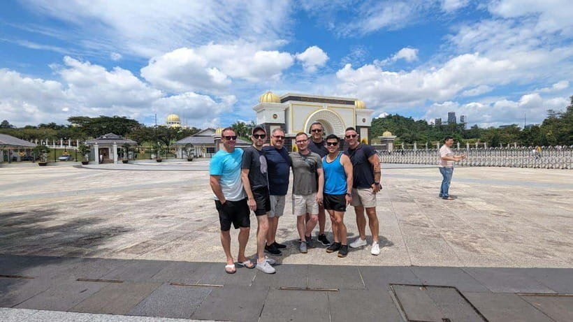 Kuala Lumpur: Batu Caves, Thean Hou Temple & National Mosque - Who will enjoy this four-hour route