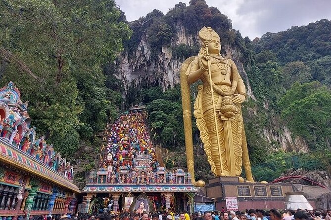 Kuala Lumpur City Tour (8 hours) - National Mosque and the city’s religious mix