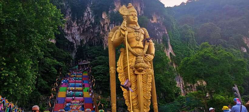 Kuala Lumpur: City Tour & Batu Caves Combo - Batu Caves and Kuala Lumpur in one half-day