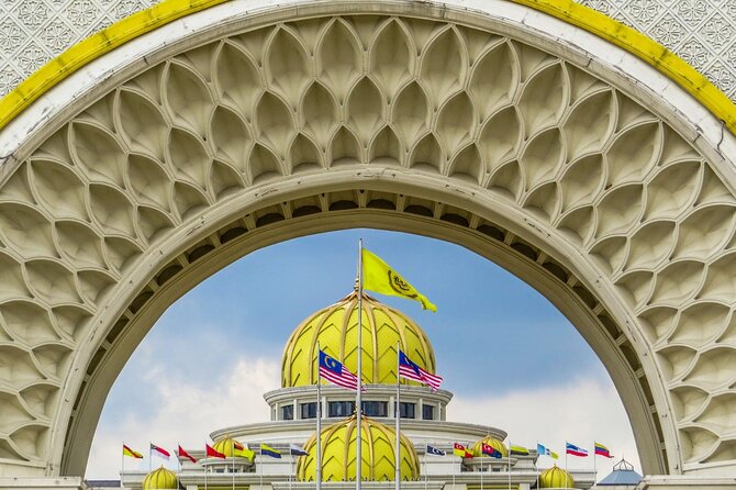 Kuala Lumpur City Tour with Batu Caves Discovery (Shared) - Entering the National Mosque