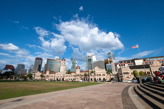 Kuala Lumpur City Tour with Batu Caves Discovery (Shared) - Merdeka Square and Kuala Lumpur City Gallery