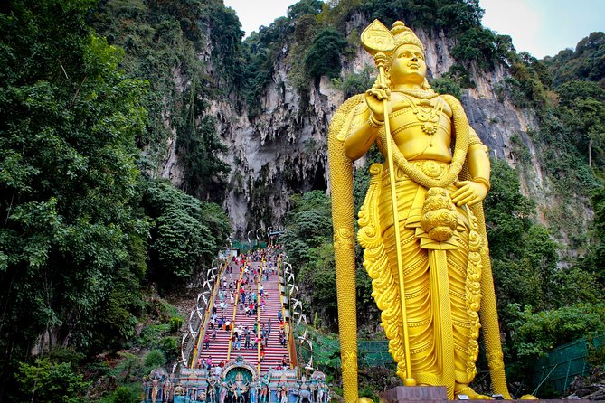 Kuala Lumpur City Tour with Batu Caves (Private) - Seeing central Kuala Lumpur from a private car