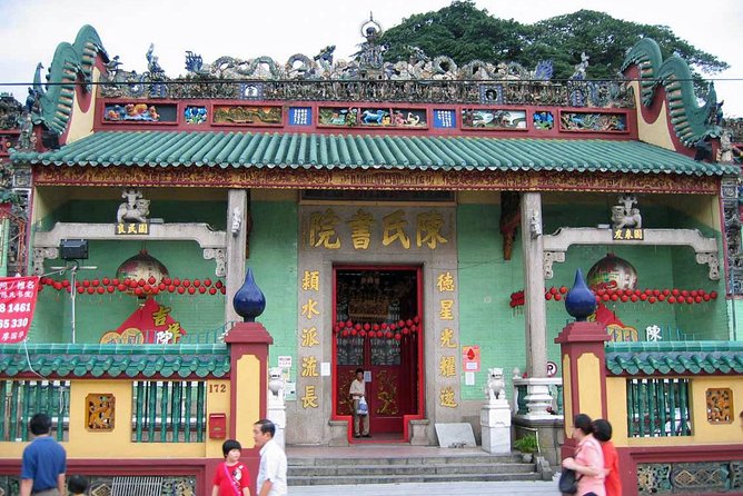 Kuala Lumpur Cultural & Heritage Most Iconic Locations - Jamek Mosque and the Friday restriction