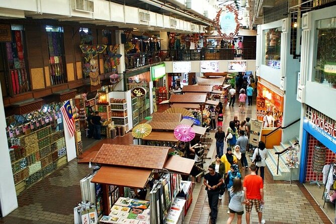 Kuala Lumpur Full Day Private Tour with 24 spots Of Wonders - Batik, watches, and the practical side of sightseeing