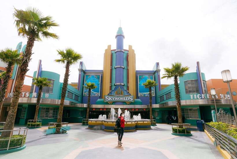Kuala Lumpur: Genting Highland Tour with SkyWorld Theme Park - Awana SkyWay and the first mountain views