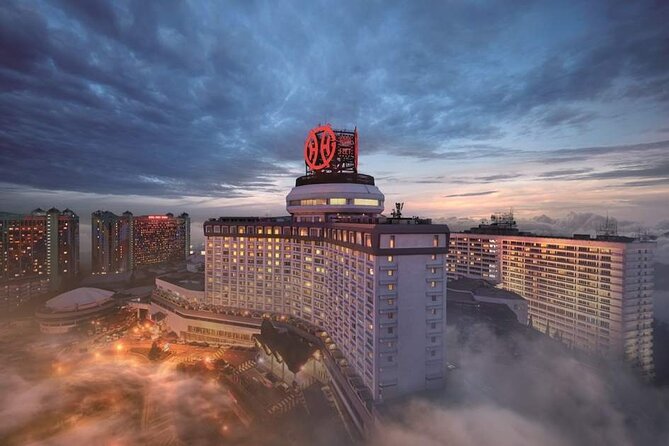 Kuala Lumpur (Genting Highlands 7.5 hours Private Tour) - Genting Highlands Premium Outlets, a short shopping pause