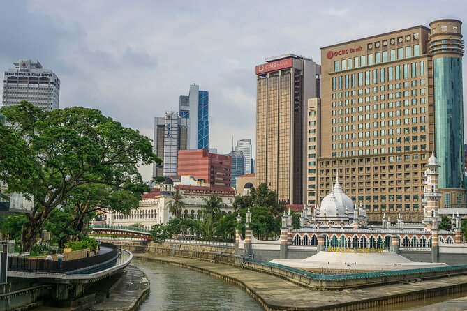 Kuala Lumpur Half Day City Private Tour - Petronas Twin Towers, Kuala Lumpur’s signature view